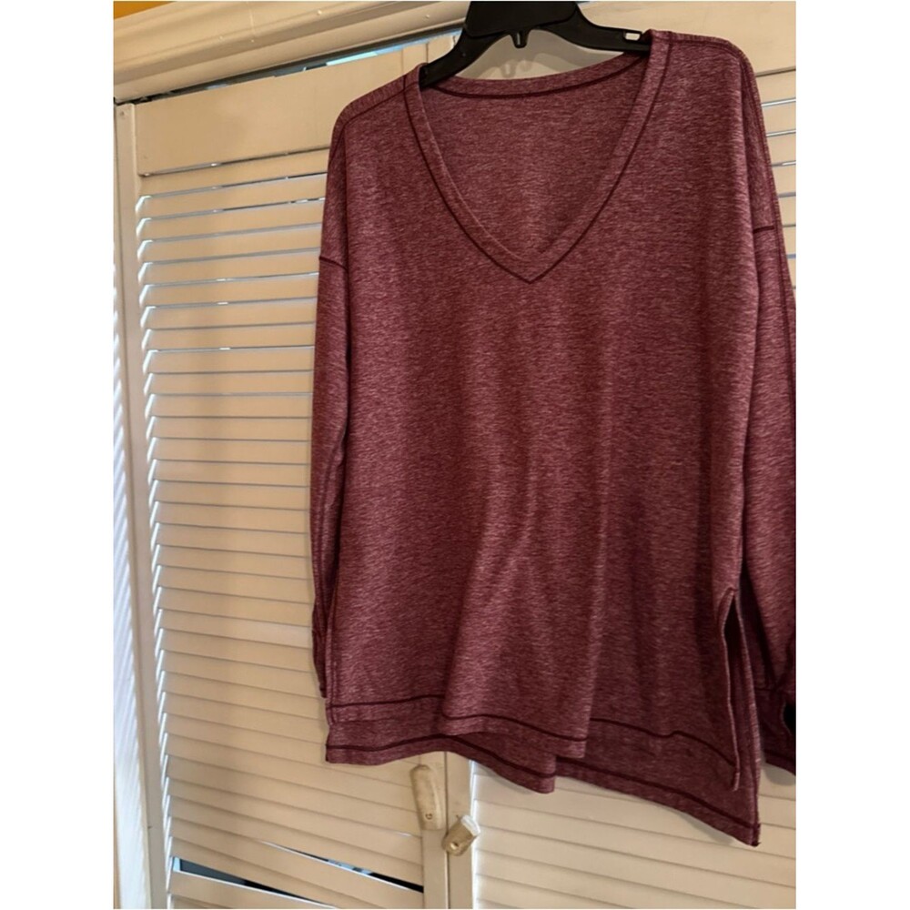 lululemon athletica Women's Long Sleeve V-Neck Top - Heathered Burgundy
